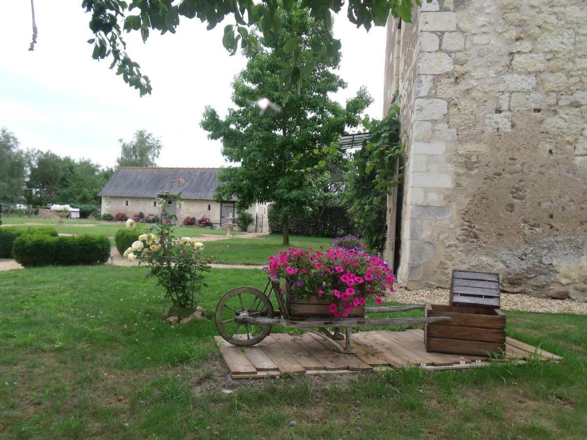 La Tour Du Grand Boust Villa Longue Exterior photo